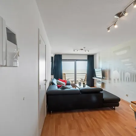 Seaview With Terrace, Cleaning Included * Blankenberge